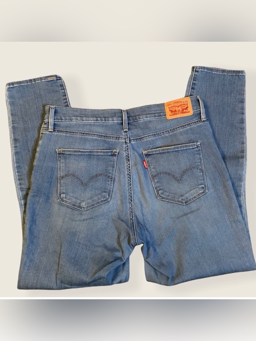 Levi’s Slimming Skinny Jeans size 30